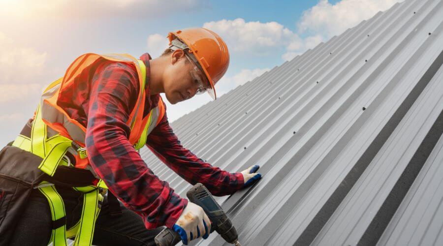 Professional residential roofers in Chester, WV